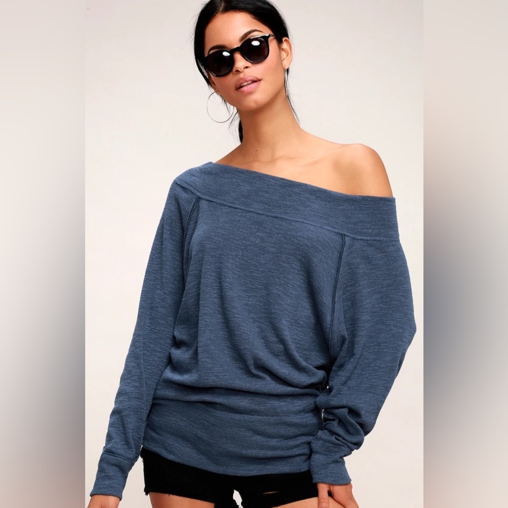 Free People | We the free | off the shoulder sweatshirt | navy | size: XS